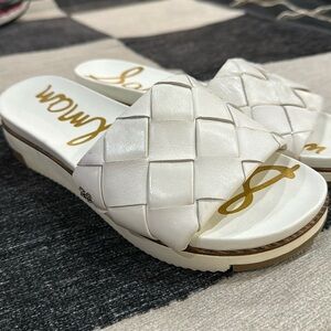 Sam Edelman White Sandals Slides size 7